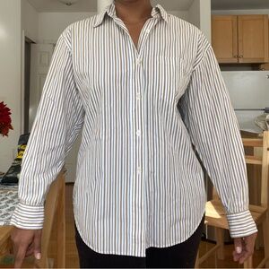 Banana Republic 100% cotton white striped button down shirt, women’s M